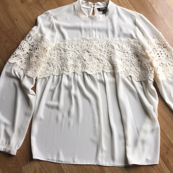 Express Top/blouse - Picture 4 of 5